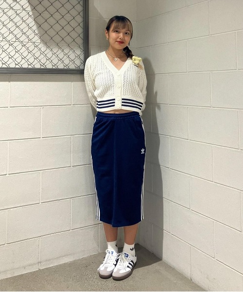 adidas(アディダス)の「SAMBA OG B75806(スニーカー・メンズ・ホワイト×ブラック・26.0cm/27.0cm/27.5cm/28.0cm/26.5cm/25.5cm/22.5cm/23.0cm/23.5cm/24.0cm/24.5cm/25.0cm/28.5cm/29.0cm/22.0cm/30.0cm)」の7枚目の写真