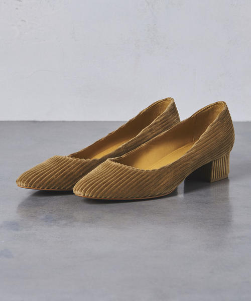 CHEMBUR(チェンバー)の「<CHEMBUR(チェンバー)> ALMD コーデュロイ パンプス(パンプス・レディース・ナチュラル・35h/36/37/37h/36h/35/38)」の9枚目の写真