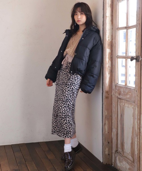 one after another NICE CLAUP（ワンアフターアナザーナイスクラップ）の「フードエコダウンジャケット（ダウンジャケット/コート・レディース・ブラック/ベージュ/パープル/ラベンダー・FREE）」の12枚目の写真