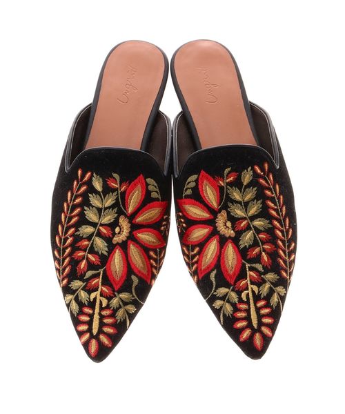 Ungrid（アングリッド）の「エンブロイダリーサンダル（サンダル・レディース・ブラック/イエロー・S/M/L）」の3枚目の写真