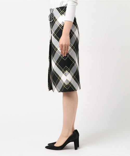 JOHN LAWRENCE SULLIVAN（ジョンローレンスサリバン）の「COTTON CHECKED WRAPPED SKIRT（スカート・レディース・ブラック・SMALL/MEDIUM）」の3枚目の写真