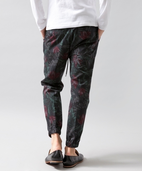 MONKEY TIME(モンキータイム)の「MT∴ ダーク トロピカルプリント リブパンツ ◆(その他パンツ・メンズ・ブラック/ネイビー・LARGE/SMALL/MEDIUM)」の7枚目の写真