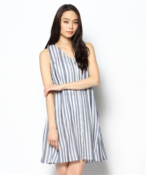 Demi-Luxe BEAMS(デミルクス ビームス)の「○TELA / ストライプ リボン ノースリーブ ワンピース(ワンピース・レディース・ブルー・42/40)」の5枚目の写真