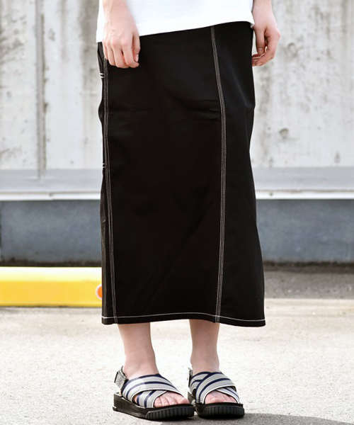 UNIVERSAL OVERALL（ユニバーサルオーバーオール）の「【UNIVERSAL OVERALL / ユニバーサルオーバーオール】PAINTER SKIRT（スカート・レディース・モカ/ブラック/ベージュ・L/M）」の2枚目の写真