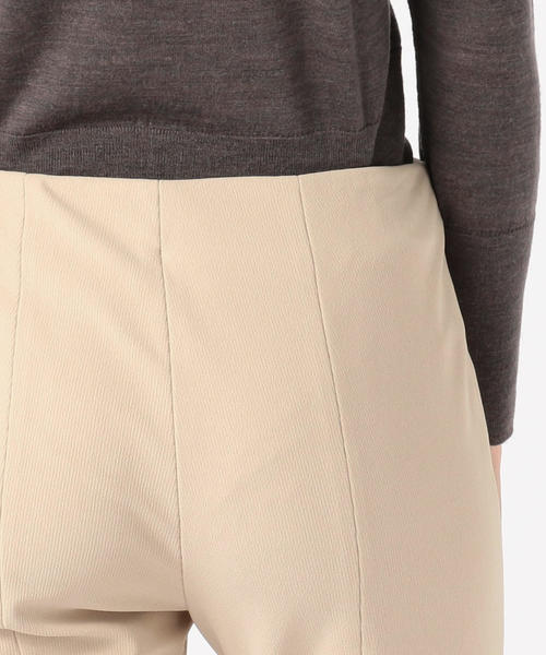 TOMORROWLAND （トゥモローランド）の「トリコットジャージー バックスリットパンツ（その他パンツ・レディース・ブラック/ブラウン/ライトベージュ/カーキ・40/38/36/34/32）」の17枚目の写真