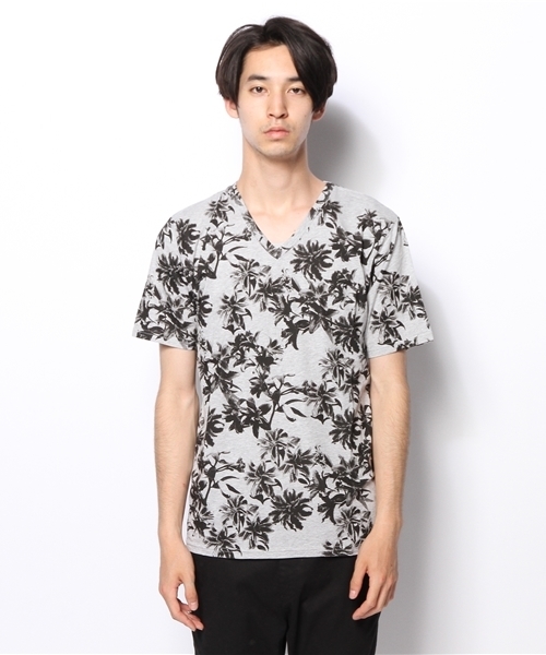HAMNETT（ハムネット）の「【HAMNETT】 シックフラワー / Tシャツ（Tシャツ/カットソー・メンズ・ホワイト/グレー・L/M/AL）」の3枚目の写真