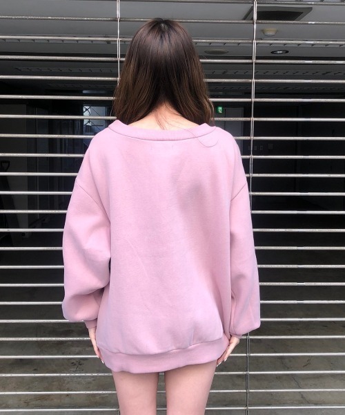 ENVYM(アンビー)の「レタリングルーズPO(スウェット・レディース・グレー/ピンク/ベージュ/パープル・FREE)」の8枚目の写真