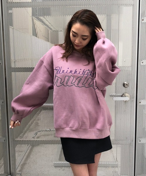 ENVYM(アンビー)の「レタリングルーズPO(スウェット・レディース・グレー/ピンク/ベージュ/パープル・FREE)」の15枚目の写真