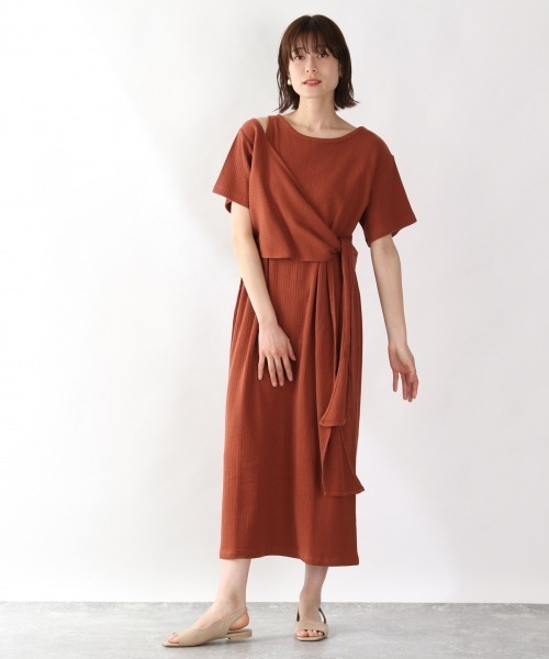 LOWRYS FARM（ローリーズファーム）の「２ＷＡＹリブワンピース／ＳＳ　879078（ワンピース・レディース・チャコールグレー/ベージュ/レッド・FREE）」の3枚目の写真