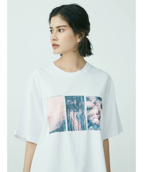 EVRIS（エヴリス）の「TRUST THE FLOW BIG Tシャツ（Tシャツ/カットソー・レディース・ホワイト/ブラック/マスタード・FREE）」の4枚目の写真