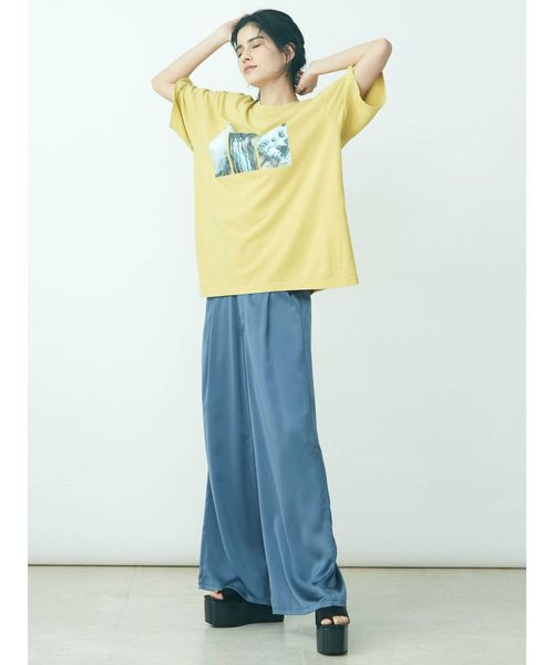 EVRIS（エヴリス）の「TRUST THE FLOW BIG Tシャツ（Tシャツ/カットソー・レディース・ホワイト/ブラック/マスタード・FREE）」の9枚目の写真