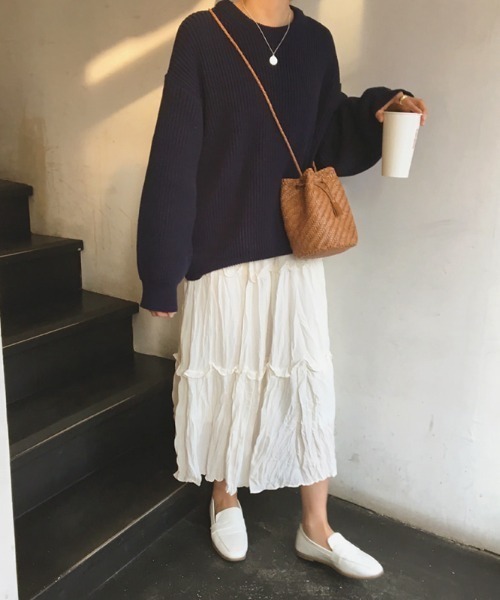 ABITOKYO（アビトーキョー）の「クルーネック　リブニットプルオーバー（ニット/セーター・レディース・ベージュ/パープル/ネイビー/ブラウン/レッド/ピンク/イエロー/ブルー/ライトグリーン/ライトピンク・FREE）」の18枚目の写真