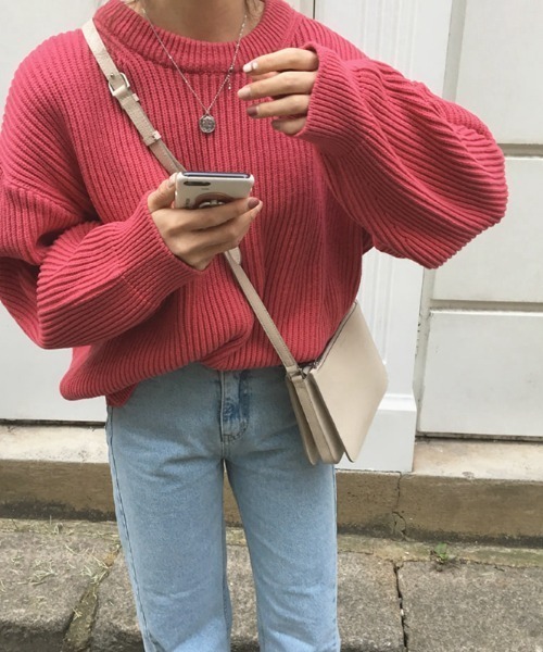 ABITOKYO（アビトーキョー）の「クルーネック　リブニットプルオーバー（ニット/セーター・レディース・ベージュ/パープル/ネイビー/ブラウン/レッド/ピンク/イエロー/ブルー/ライトグリーン/ライトピンク・FREE）」の20枚目の写真