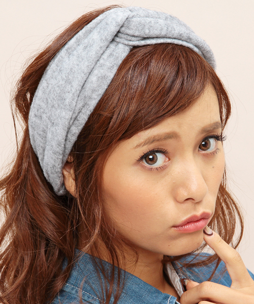 B:MING by BEAMS（ビーミングバイビームス）の「ビーミング by ビームス / 天竺起毛ターバン（ヘアバンド・レディース・シルバー/ブラック/レッド系その他・ONE SIZE）」の9枚目の写真