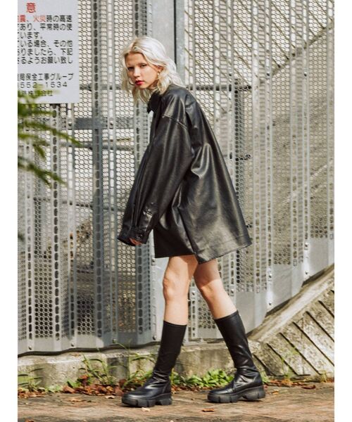 jouetie（ジュエティ）の「ボリュームロングブーツ（ブーツ・レディース・ベージュ/ブラック・M/L）」の11枚目の写真