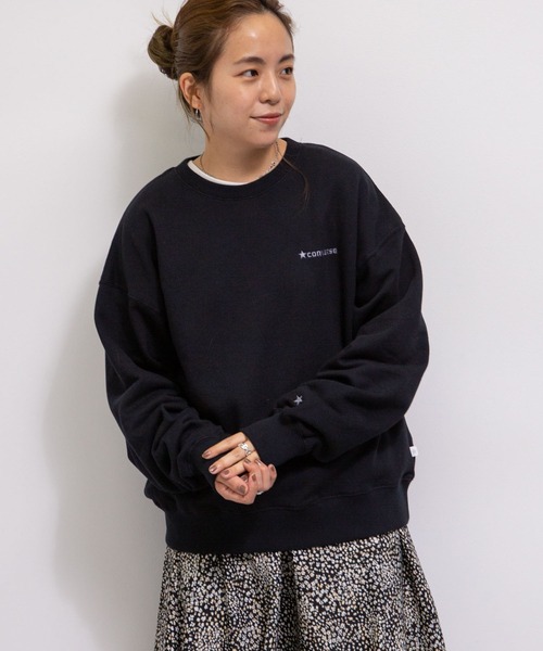 CONVERSE（コンバース）の「【WEB限定】CONVERSE 配色スウェット ＊（スウェット・レディース・ブラック/オフホワイト/サックスブルー/ライトベージュ・FREE）」の2枚目の写真