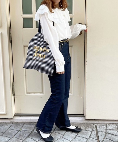 apres jour（アプレジュール）の「フレアデニムパンツ【ZOZOTOWN限定アイテム】【1AP】（デニムパンツ・レディース・オフホワイト/ライトブルー/ピンク/ダークブルー・SMALL/MEDIUM/X-LARGE/LARGE）」の21枚目の写真