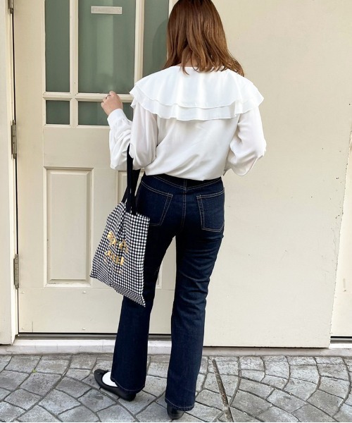 apres jour（アプレジュール）の「フレアデニムパンツ【ZOZOTOWN限定アイテム】【1AP】（デニムパンツ・レディース・オフホワイト/ライトブルー/ピンク/ダークブルー・SMALL/MEDIUM/X-LARGE/LARGE）」の22枚目の写真