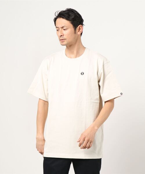 AAPE BY A BATHING APE（エーエイプバイアベイシングエイプ）の「AAPE NOW ONE POINT TEE（Tシャツ/カットソー・メンズ・ダークグレー/ブラック/ライトピンク/ホワイト/ブルー系その他/ベージュ系その他/ダークブルー/グリーン系その他3/オレンジ系その他6/ヘザーグレー/パープル系その他/カーキ/ネイビー・X-LARGE/XX-LARGE/MEDIUM/LARGE/SMALL/XXX-LARGE）」の5枚目の写真