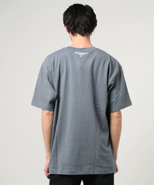 AAPE BY A BATHING APE（エーエイプバイアベイシングエイプ）の「AAPE NOW ONE POINT TEE（Tシャツ/カットソー・メンズ・ダークグレー/ブラック/ライトピンク/ホワイト/ブルー系その他/ベージュ系その他/ダークブルー/グリーン系その他3/オレンジ系その他6/ヘザーグレー/パープル系その他/カーキ/ネイビー・X-LARGE/XX-LARGE/MEDIUM/LARGE/SMALL/XXX-LARGE）」の18枚目の写真