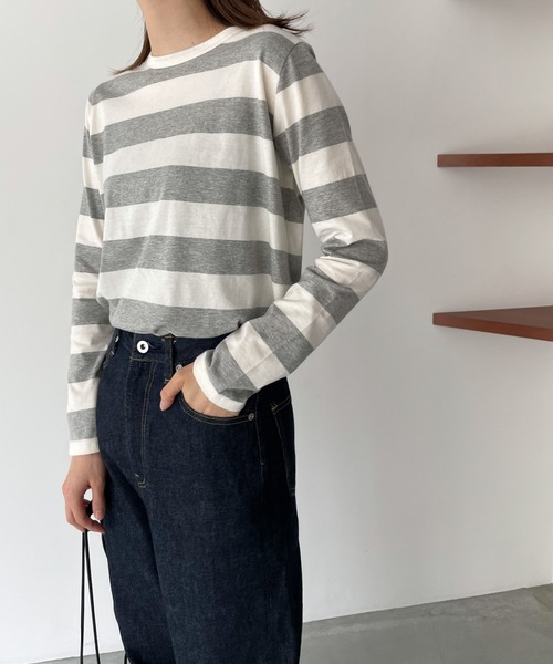 CANAL JEAN（キャナルジーン）の「harmonie -OrganicCotton-　ワイドボーダー裾ラウンドロングTシャツ（Tシャツ/カットソー・レディース・ブラック/ネイビー/トップグレー・ONE SIZE）」の20枚目の写真