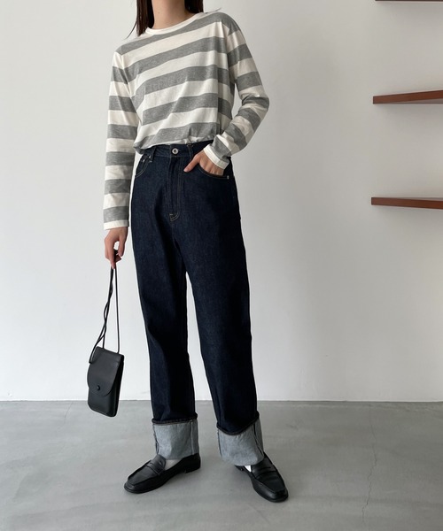 CANAL JEAN（キャナルジーン）の「harmonie -OrganicCotton-　ワイドボーダー裾ラウンドロングTシャツ（Tシャツ/カットソー・レディース・ブラック/ネイビー/トップグレー・ONE SIZE）」の18枚目の写真