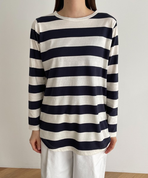 CANAL JEAN（キャナルジーン）の「harmonie -OrganicCotton-　ワイドボーダー裾ラウンドロングTシャツ（Tシャツ/カットソー・レディース・ブラック/ネイビー/トップグレー・ONE SIZE）」の17枚目の写真