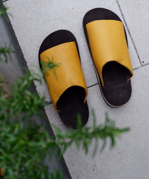 BEAVER（ビーバー）の「THE SANDALMAN/ザ サンダルマン　SLIDER  スライダーサンダル SOLID BULLHIDE 無地　ブルハイド（サンダル・レディース・ブラック/ダークブラウン/イエロー・11/4/6/8/10/9/5/7）」の13枚目の写真
