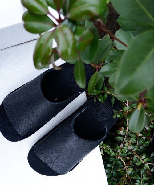 BEAVER（ビーバー）の「THE SANDALMAN/ザ サンダルマン　SLIDER  スライダーサンダル SOLID BULLHIDE 無地　ブルハイド（サンダル・レディース・ブラック/ダークブラウン/イエロー・11/4/6/8/10/9/5/7）」の10枚目の写真