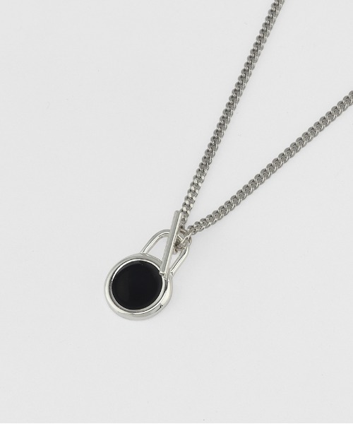 NONENON(ノンノン)の「【NONENON】LOCK CIRCLE NECKLACE / ノンノン ロック サークル ネックレス(ネックレス・メンズ・シルバー/ゴールド・SMALL/MEDIUM/LARGE)」の3枚目の写真