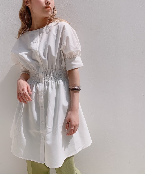 VANNIE U（ヴァニーユー）の「ハーフウエストギャザーミニシャツブラウス（シャツ/ブラウス・レディース・ホワイト/ブラック・FREE）」の19枚目の写真