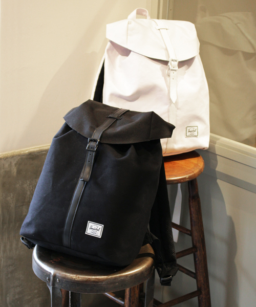 BEAUTY&YOUTH UNITED ARROWS（ビューティーアンドユースユナイテッドアローズ）の「BYBC Herschel Supply別注 POST バックパック（バックパック/リュック・レディース・ブラック/ホワイト・フリー）」の13枚目の写真