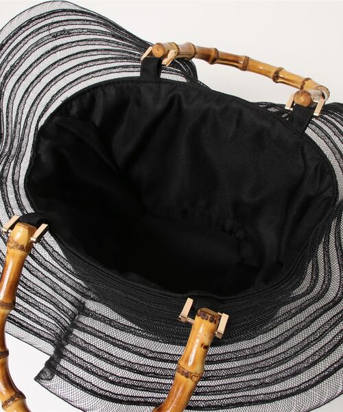 STRAWBERRY-FIELDS（ストロベリーフィールズ）の「フリル　バンブーバッグ（ハンドバッグ・レディース・ブラック/オフホワイト・FREE）」の5枚目の写真
