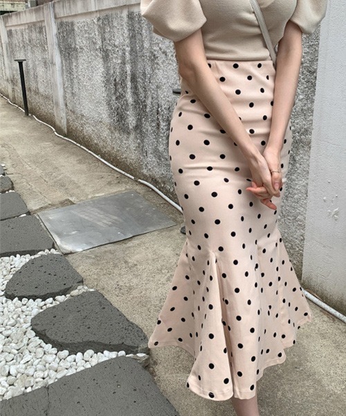 MKT（エムケーティー）の「ドット柄マーメイドスカート（スカート・レディース・ベージュ/ブラック・L/S/M）」の13枚目の写真
