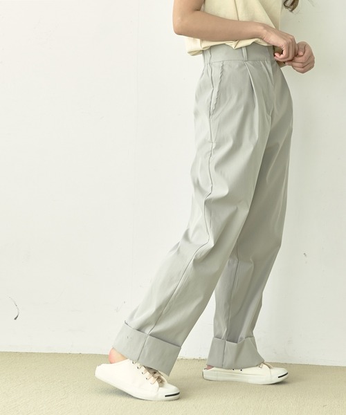 me+em select(ミームセレクト)の「ロールアップタックパンツ(その他パンツ・レディース・ミント/ブラック/ホワイト/チャコールグレー/ブラウン・FREE)」の2枚目の写真