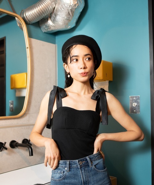 Chut！ INTIMATES（シュットインティメイツ）の「【ベイカー恵利沙コラボ】キャミソール (C347)（ルームウェア/パジャマ・レディース・ライトグレー/ブラック・M/L）」の9枚目の写真