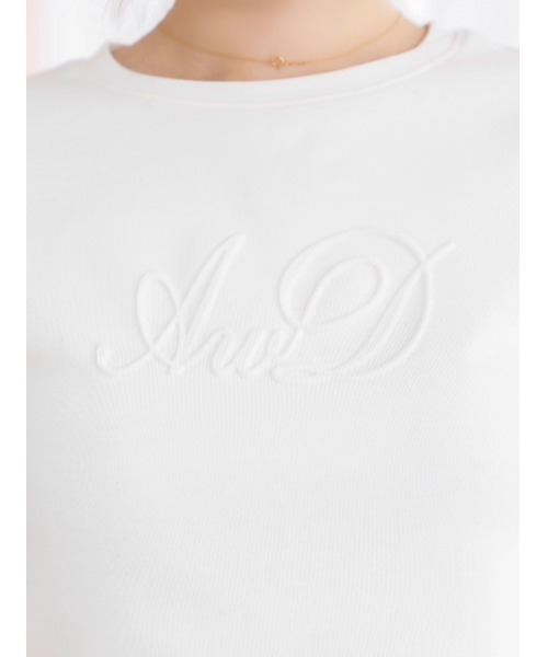 Darich(ダーリッチ)の「エンボスタイトTシャツ(Tシャツ/カットソー・レディース・ホワイト/ピンク/サックスブルー/ブラック・FREE)」の14枚目の写真