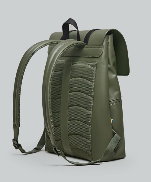 GASTON LUGA(ガストンルーガ)の「GASTON LUGA/ガストンルーガ/SPLASH 16(バックパック/リュック・レディース・ブラック/ライトグレー/ブラウン/オリーブ・FREE)」の8枚目の写真