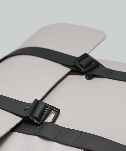 GASTON LUGA(ガストンルーガ)の「GASTON LUGA/ガストンルーガ/SPLASH 16(バックパック/リュック・レディース・ブラック/ライトグレー/ブラウン/オリーブ・FREE)」の16枚目の写真