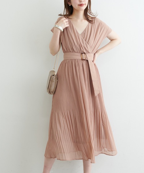 natural couture(ナチュラルクチュール)の「【WEB限定】前後2WAYカシュクール細プリーツワンピース(ワンピース・レディース・ブラック/ミント/ピンク/その他2/その他1/ベージュ・FREE)」の3枚目の写真