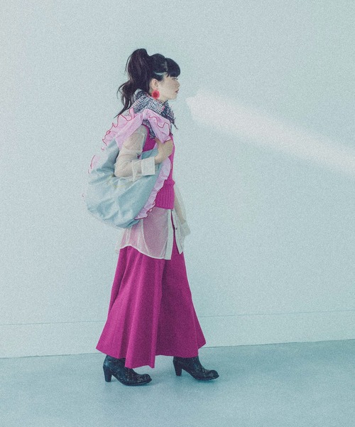 MONDEWORK（モンドワーク）の「FRILL TOTE/ リバーシブル フリルトート（トートバッグ・レディース・ブラック/オフホワイト/ブルー/グリーン/ピンク/グレー・ONE SIZE）」の11枚目の写真