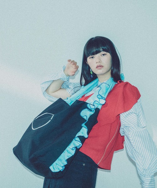 MONDEWORK（モンドワーク）の「FRILL TOTE/ リバーシブル フリルトート（トートバッグ・レディース・ブラック/オフホワイト/ブルー/グリーン/ピンク/グレー・ONE SIZE）」の19枚目の写真