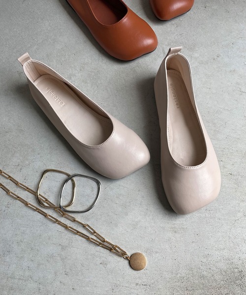 rectangle（レクタングル）の「マメパンプス（パンプス・レディース・ブラック/ブラウン/グレイッシュベージュ・SMALL/MEDIUM/LARGE）」の3枚目の写真