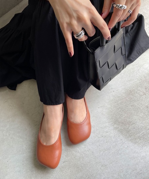 rectangle（レクタングル）の「マメパンプス（パンプス・レディース・ブラック/ブラウン/グレイッシュベージュ・SMALL/MEDIUM/LARGE）」の6枚目の写真