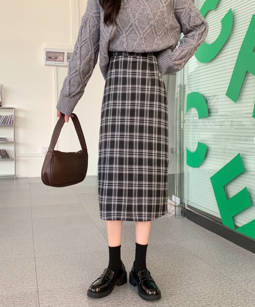 ABITOKYO(アビトーキョー)の「バックスリットチェックスカート(スカート・レディース・ブラック系その他/ブルー系その他・S/M/L)」の22枚目の写真