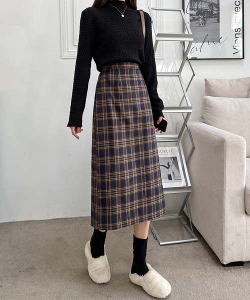 ABITOKYO(アビトーキョー)の「バックスリットチェックスカート(スカート・レディース・ブラック系その他/ブルー系その他・S/M/L)」の7枚目の写真