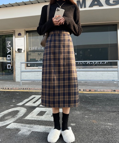 ABITOKYO(アビトーキョー)の「バックスリットチェックスカート(スカート・レディース・ブラック系その他/ブルー系その他・S/M/L)」の9枚目の写真