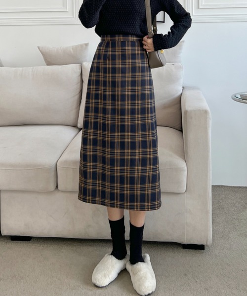 ABITOKYO(アビトーキョー)の「バックスリットチェックスカート(スカート・レディース・ブラック系その他/ブルー系その他・S/M/L)」の11枚目の写真