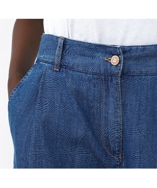 SEE BY CHLOE（シーバイクロエ）の「DENIM PANTS　キャロットジーンズ（デニムパンツ・レディース・ブルー・25/26）」の5枚目の写真