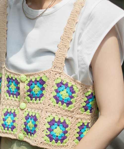 Kastane（カスタネ）の「ハンドクロシェビスチェ（ベスト・レディース・ベージュ/ボルドー・FREE）」の4枚目の写真